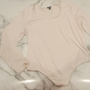 Express Body Contour Silky Scoop Neck Thong Bodysuit, Swan - Sz XL